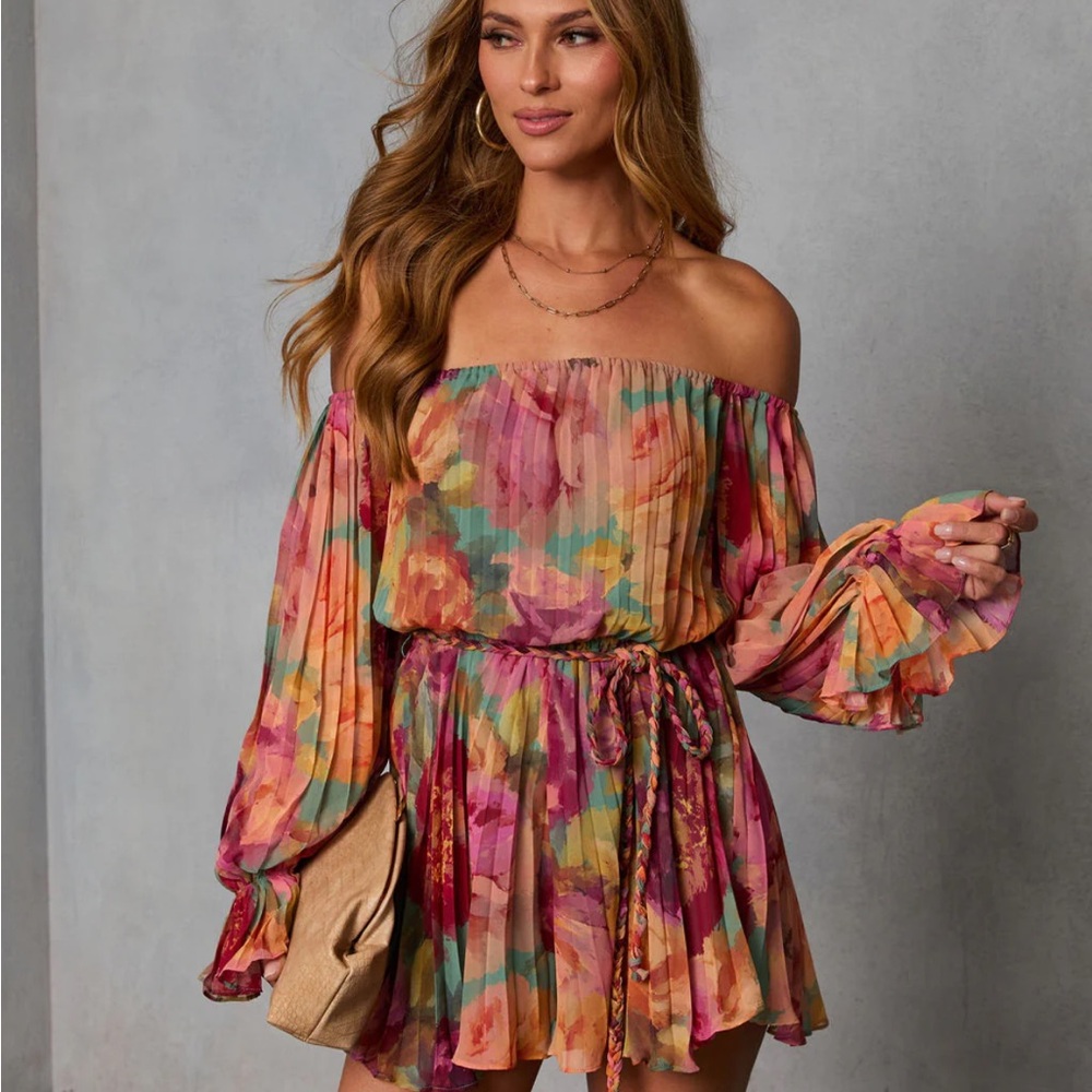 VICI Natalei Pleated Chiffon Waist Tie Romper XL